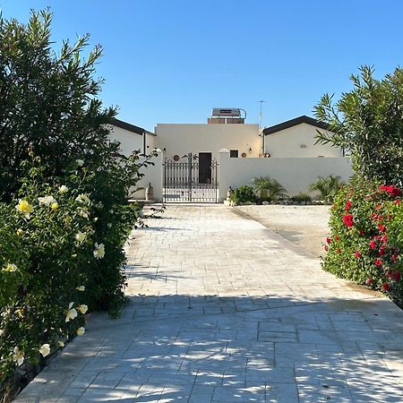 Baglio Il Gelso E L'Ulivo Appartamento Il Carrubo Reitani Exterior foto